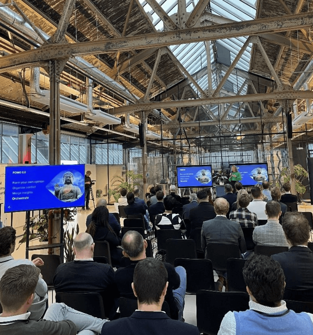 Maxime delivering FOMO 2.0 keynote at IT & Data Innovation Event